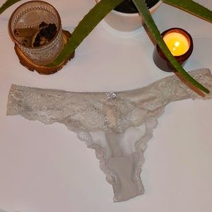 VS thong lace panty pale blue grey